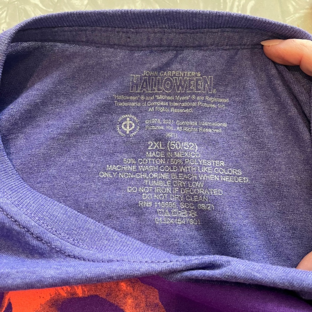 John Carpenter Halloween Michael Myers Purple Graphic T-Shirt Mens 2XL Movie Tee - Picture 6 of 6